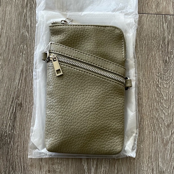 NWT “K•Carroll” Avocado “Carrie Crossbody Bag” measures 6.5"W x 3.75"H x 0.25" D - Picture 4 of 7